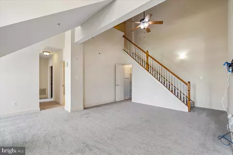 Living - 603 7th St #402, Laurel, MD 20707 photo 5 of 8