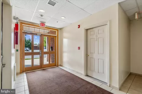 Entry Way - 603 7th St #402, Laurel, MD 20707 photo 1 of 6