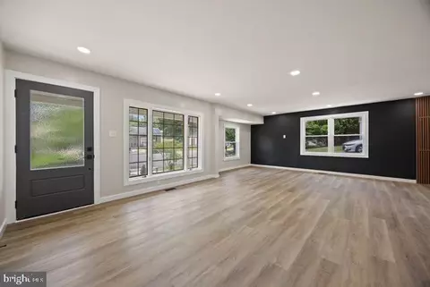 Living - 13203 Clarington Ct, Laurel, MD 20708 photo 1 of 5