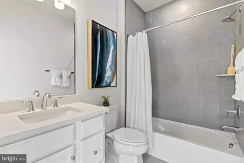 Bath - 14311 Bronte St, Laurel, MD 20707 photo 3 of 7