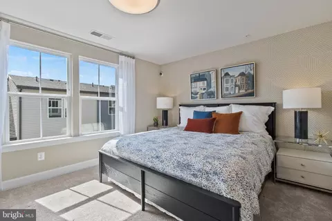 Bedroom - 14311 Bronte St, Laurel, MD 20707 photo 5 of 18