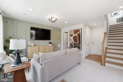 Entry Way - 14311 Bronte St, Laurel, MD 20707 photo 21 of 27