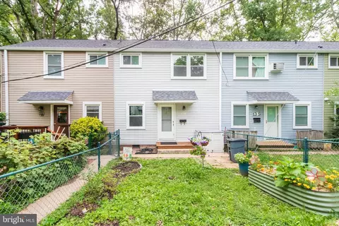 13 R Hillside Rd, Greenbelt, MD 20770