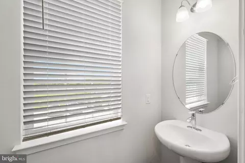 Entry Way - 7548 Silver Thread Way, Brandywine, MD 20613 photo 5 of 12