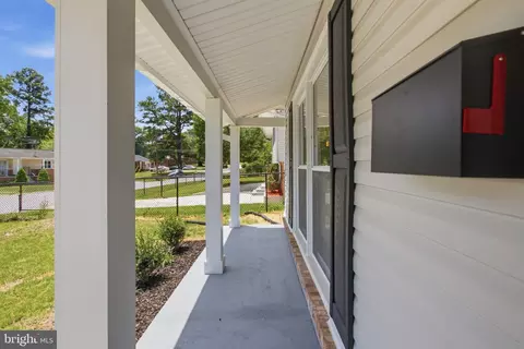Exterior - 9602 Dubarry Ave, Lanham, MD 20706 photo 2 of 3