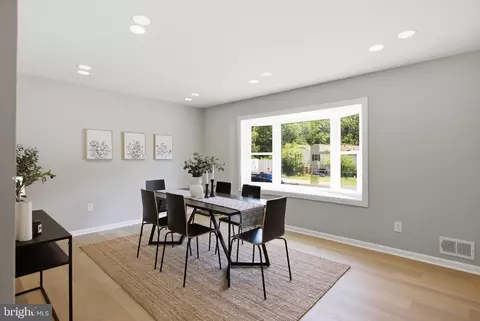 Dining - 9602 Dubarry Ave, Lanham, MD 20706 photo 2 of 2