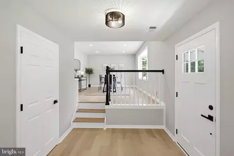 Entry Way - 9602 Dubarry Ave, Lanham, MD 20706 photo 4 of 8