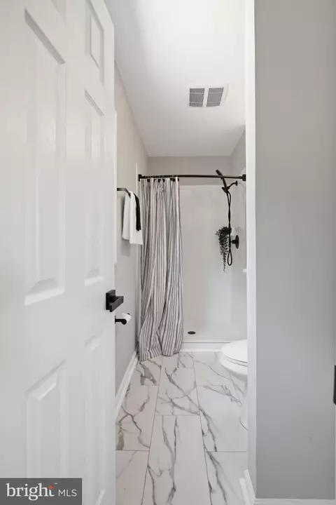 Bath - 9602 Dubarry Ave, Lanham, MD 20706 photo 2 of 3