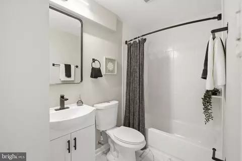Bath - 9602 Dubarry Ave, Lanham, MD 20706 photo 1 of 3