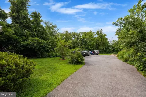 Exterior - 306 12 Montgomery St, Laurel, MD 20707 photo 6 of 11