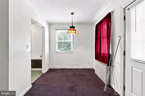 Entry Way - 306 12 Montgomery St, Laurel, MD 20707 photo 8 of 8