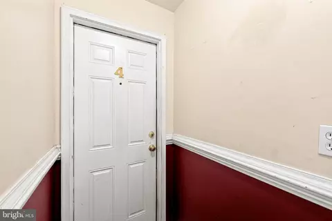 Entry Way - 306 12 Montgomery St, Laurel, MD 20707 photo 7 of 8