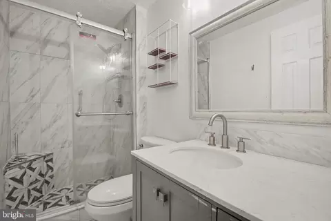 Bath - 3410 Inverwood Ln, Bowie, MD 20721 photo 1 of 3