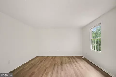 Living - 3410 Inverwood Ln, Bowie, MD 20721 photo 5 of 6