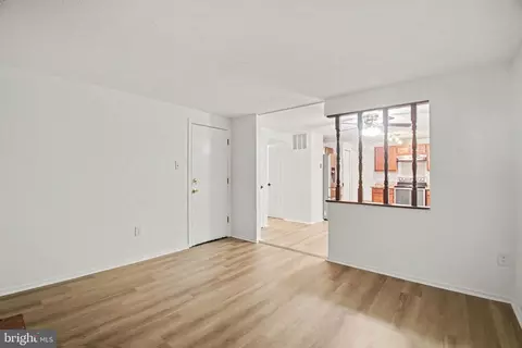 Living - 3410 Inverwood Ln, Bowie, MD 20721 photo 1 of 6