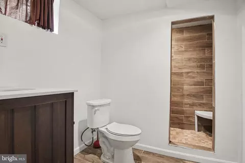 Bath - 3410 Inverwood Ln, Bowie, MD 20721 photo 3 of 3