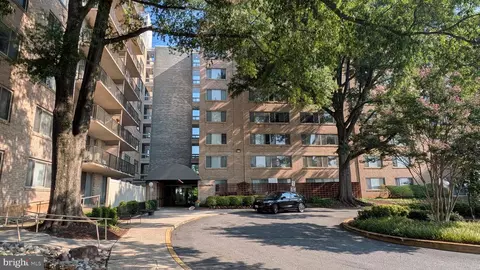 4410 Oglethorpe St #507, Hyattsville, MD 20781