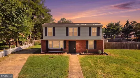 6802 Friendship Ct, Clinton, MD 20735
