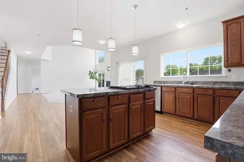 Kitchen - 10105 Elgin Cir, Bowie, MD 20721 photo 3 of 7
