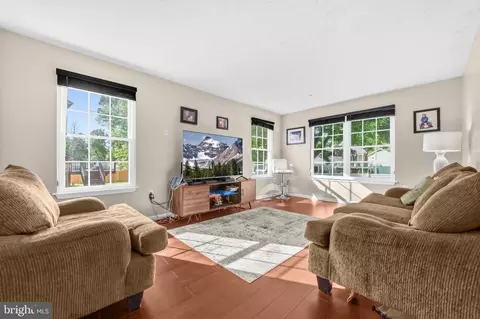 Living - 7108 E Clinton St, Clinton, MD 20735 photo 5 of 5