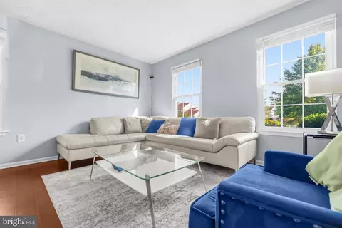 Living - 7108 E Clinton St, Clinton, MD 20735 photo 1 of 5