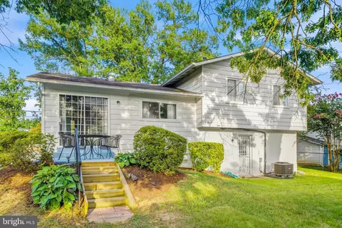 Exterior - 4312 Kinmount Rd, Lanham, MD 20706 photo 4 of 6