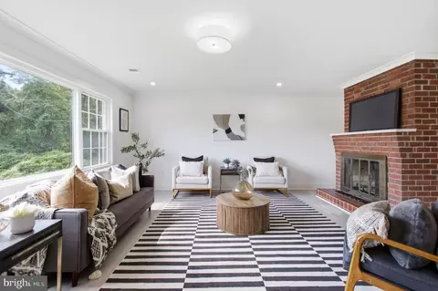 Living - 5200 Baltimore Ln, Lanham, MD 20706 photo 2 of 6