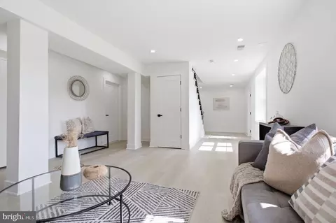 Entry Way - 5200 Baltimore Ln, Lanham, MD 20706 photo 4 of 4