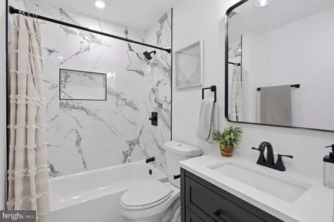 Bath - 5200 Baltimore Ln, Lanham, MD 20706 photo 4 of 6