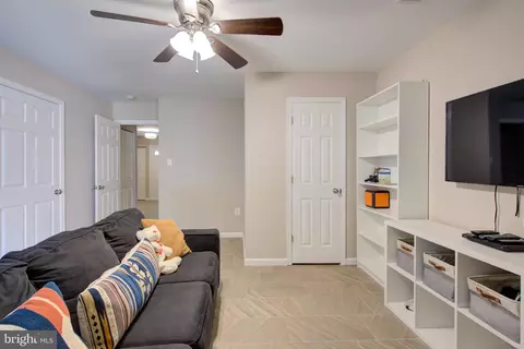 Entry Way - 10317 Broom Ln, Lanham, MD 20706 photo 4 of 4