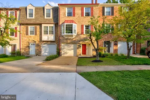 10317 Broom Ln, Lanham, MD 20706