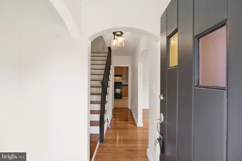 Entry Way - 4209 30th St, Mount Rainier, MD 20712 photo 1 of 2