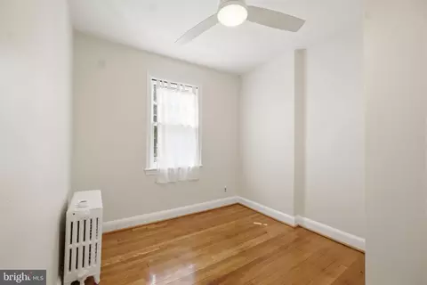 Bedroom - 4209 30th St, Mount Rainier, MD 20712 photo 6 of 6