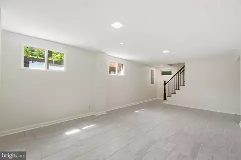 Living - 4209 30th St, Mount Rainier, MD 20712 photo 4 of 4