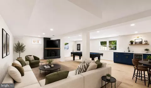 Living - 11700 Chantilly Ln, Bowie, MD 20721 photo 3 of 3
