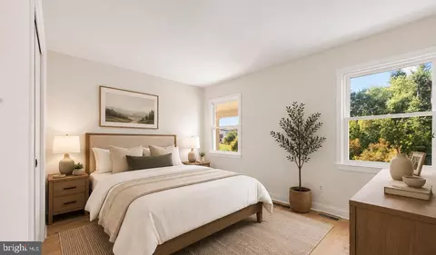 Bedroom - 11700 Chantilly Ln, Bowie, MD 20721 photo 2 of 2