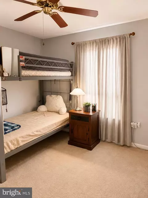Bedroom - 15324 Brandywine Rd, Brandywine, MD 20613 photo 5 of 6