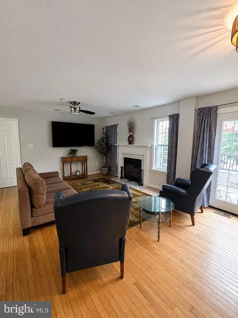 Living - 15324 Brandywine Rd, Brandywine, MD 20613 photo 1 of 1