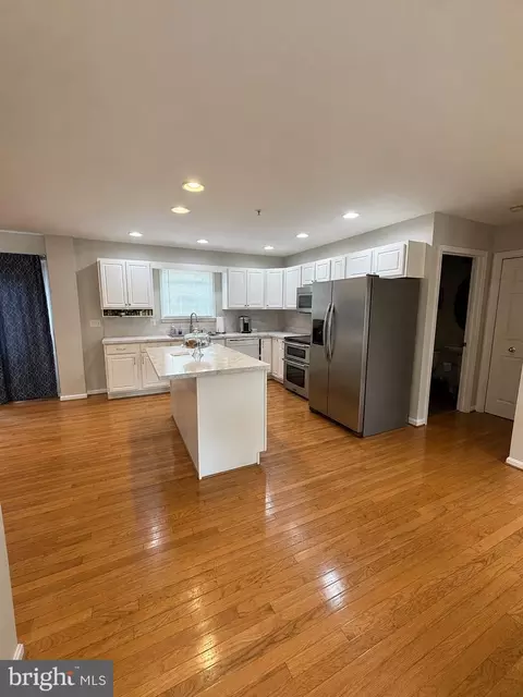 Kitchen - 15324 Brandywine Rd, Brandywine, MD 20613 photo 1 of 5
