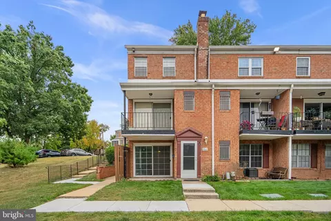 7940 Lakecrest Dr #7940, Greenbelt, MD 20770