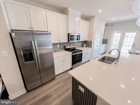 Kitchen - 612 Maple Lawn Dr, Bowie, MD 20716 photo 3 of 5