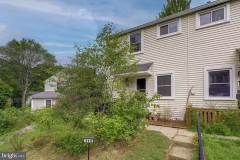 11 E Hillside Rd, Greenbelt, MD 20770