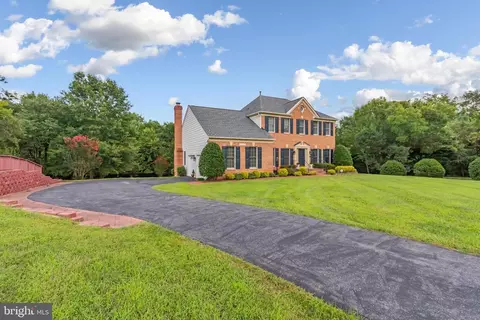 Exterior - 2001 Clearwood Dr, Bowie, MD 20721 photo 2 of 6