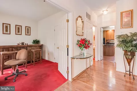 Entry Way - 2001 Clearwood Dr, Bowie, MD 20721 photo 2 of 5
