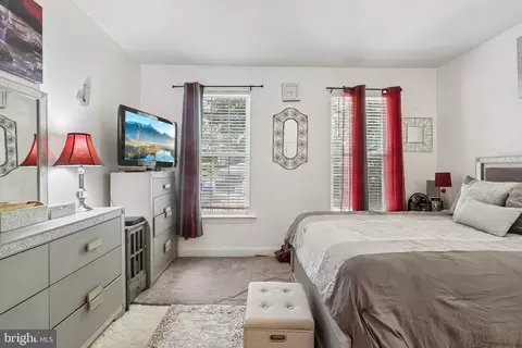 Bedroom - 9003 Eldon Dr, Clinton, MD 20735 photo 2 of 15