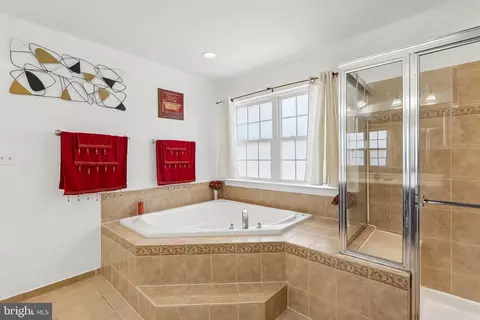 Bath - 9003 Eldon Dr, Clinton, MD 20735 photo 3 of 6