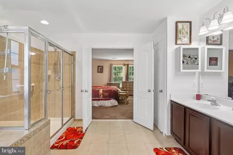 Entry Way - 9003 Eldon Dr, Clinton, MD 20735 photo 9 of 12