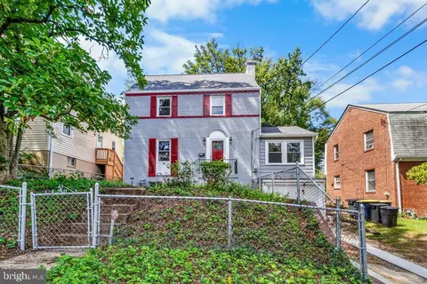 4202 54th St, Bladensburg, MD 20710
