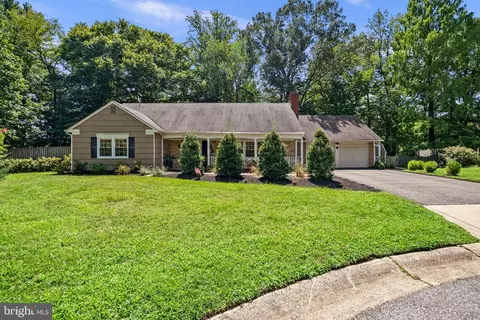 2701 Lyn Pl, Bowie, MD 20715