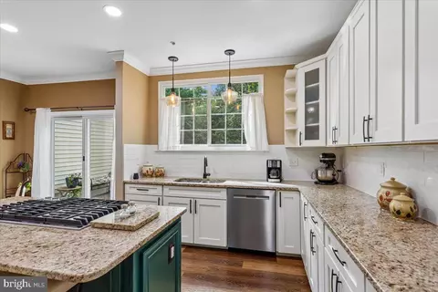 Kitchen - 15103 Dalby Ct, Bowie, MD 20721 photo 2 of 3